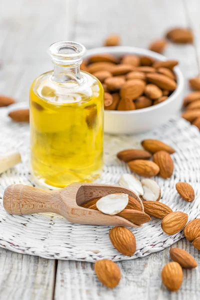 Aceite de almendras — Foto de Stock