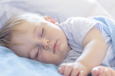 Bebek Uyuyor