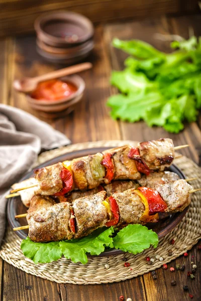Kebab con verduras —  Fotos de Stock