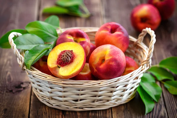 Nectarine — Stock Photo, Image