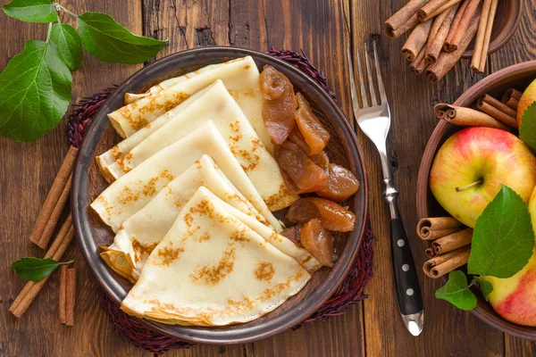 Pancakes with apples — Stock Photo, Image