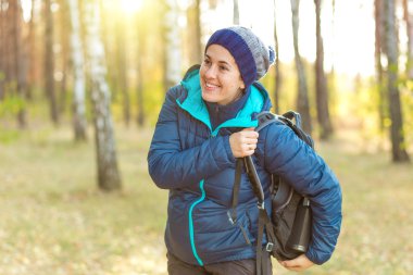 Yürüyüş yapan kadın