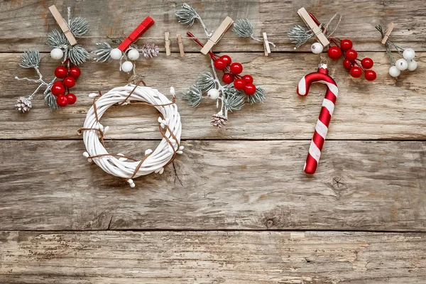 Decoraciones de Navidad con adornos —  Fotos de Stock