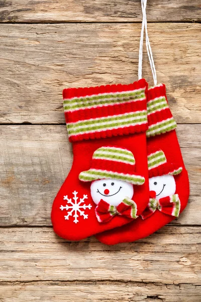 Weihnachtsdekoration mit Socken — Stockfoto
