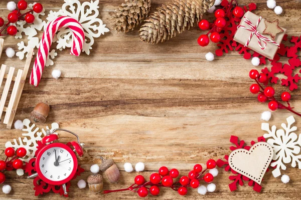 Cartão de Natal com ornamentos e decorações — Fotografia de Stock