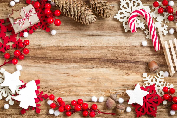 Weihnachtskarte mit Schmuck und Dekoration — Stockfoto