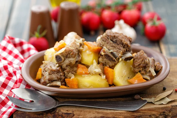 Costillas de cerdo con patata — Foto de Stock