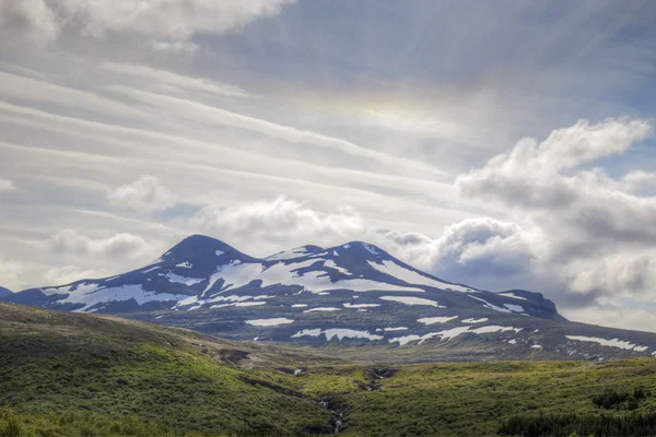 Montañas en Islandia con halo —  Fotos de Stock