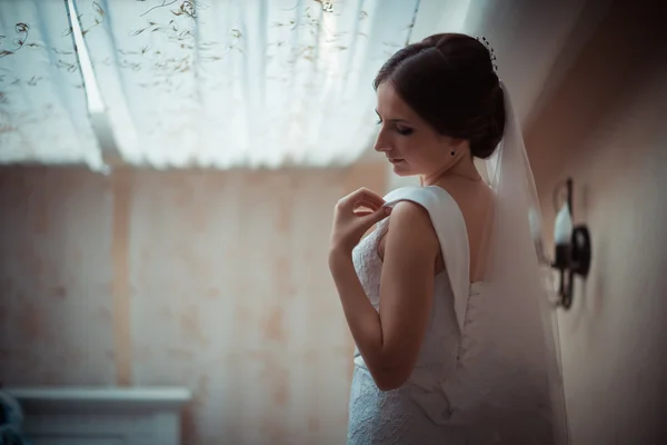 Portrait of a beautiful bride — Stock Photo, Image