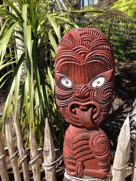 Sculptură NZ Maori — Fotografie, imagine de stoc