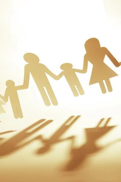 Family holding hands — Stock Photo, Image