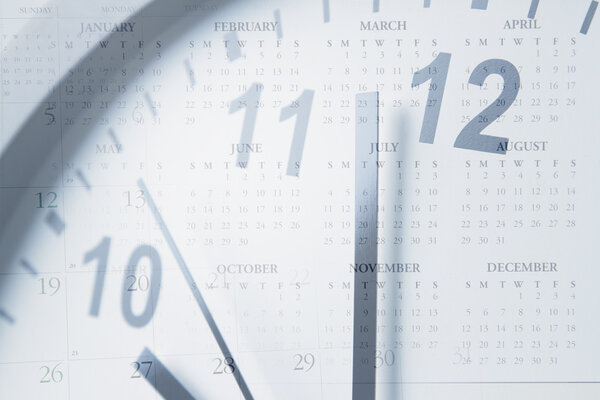 Часы и календарь
