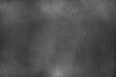 Tebeşir tahtaya ovuşturdu