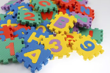 Eğitim puzzle parçaları