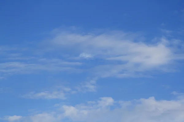 Nuvole nel cielo — Foto Stock