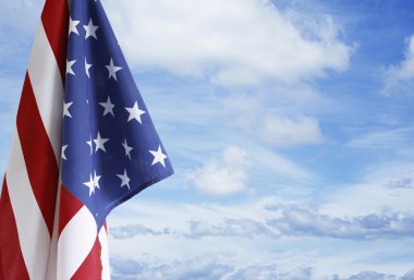 Amerikan bayrağı ve gökyüzü
