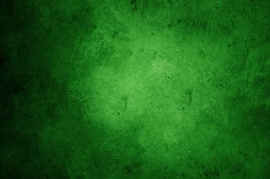 Yeşil beton duvarın yakınına. Koyu kenarlar