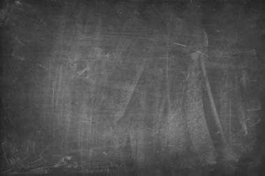 Tahta arka planda tebeşir temizlendi