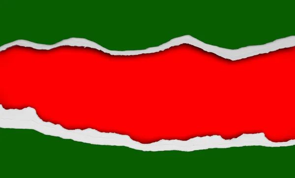 Agujero Rasgado Papel Verde Sobre Rojo Fondo Navidad Copiar Espacio — Foto de Stock