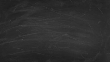 Tahta arka planda tebeşir temizlendi