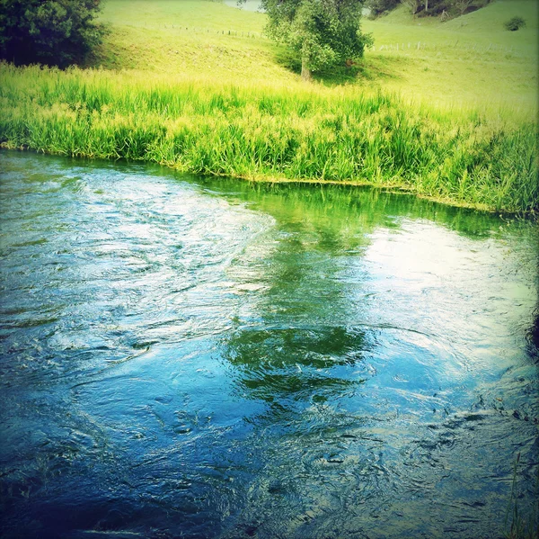 Acqua di sorgente — Foto Stock