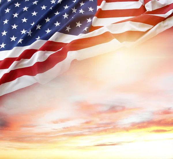 Flag and sky — Stock Photo, Image