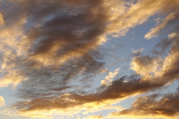 Céu brilhante — Fotografia de Stock