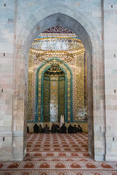 Шамахи Азербайджан Jan 2020 Люди Молятся Мечети Джума Samaxi Cume — стоковое фото