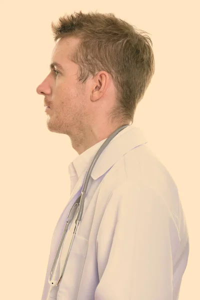 Profil pohled pohledný muž lékař s blond vlasy — Stock fotografie