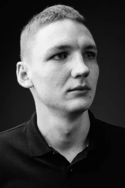 Studio Shot Young Man Black Background Black White — Stock Photo, Image