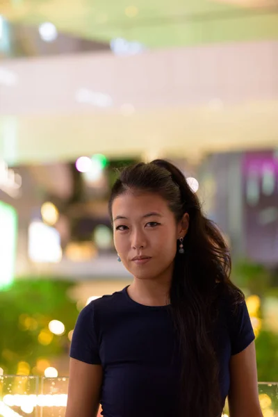 Portrait Belle Femme Coréenne Plein Air Nuit — Photo