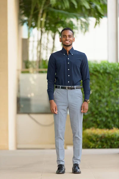 Retrato Hombre Negocios Africano Guapo Aire Libre Azotea Bangkok Tailandia —  Fotos de Stock