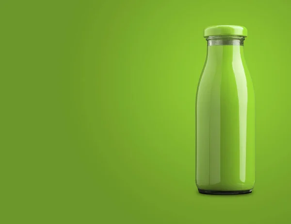 Butelka Zielonego Organicznego Soku Warzywnego Zielonym Tle Miejscem Tekst — Zdjęcie stockowe