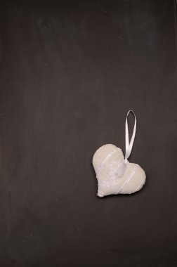 Yazı tahtası beyaz kalp ile