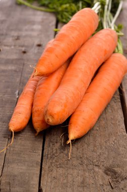 Eski masa organik havuç