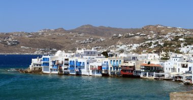 Mikonos kentinin küçük Venedik çeyrek. Yunanistan