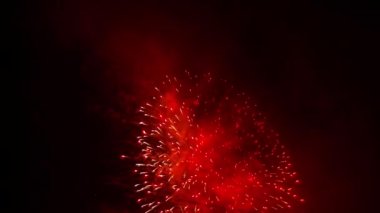 Muhteşem havai fişek gökte yüksek rütbeli göster