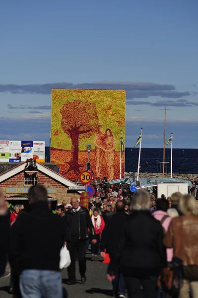 Elma sanat. Elma resmi.