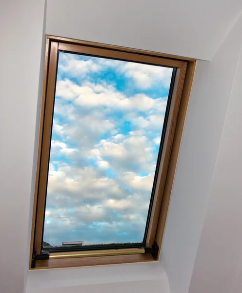 Sky, clouds, roof window — Stock Photo, Image