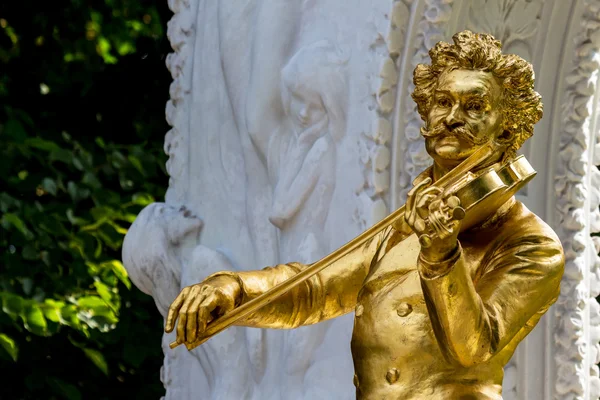 Österrike, Wien, johann strauss monument — Stockfoto