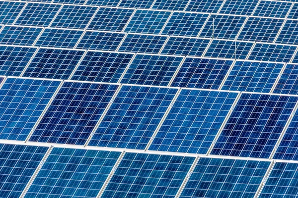 太阳能发电厂 — 图库照片
