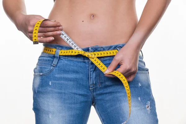 Mujer con cinta métrica antes de la próxima dieta —  Fotos de Stock
