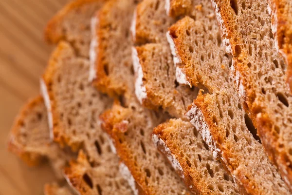 Bread slices of dark bread — Stock Photo, Image