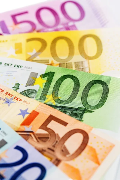 Vele verschillende euro rekeningen — Stockfoto