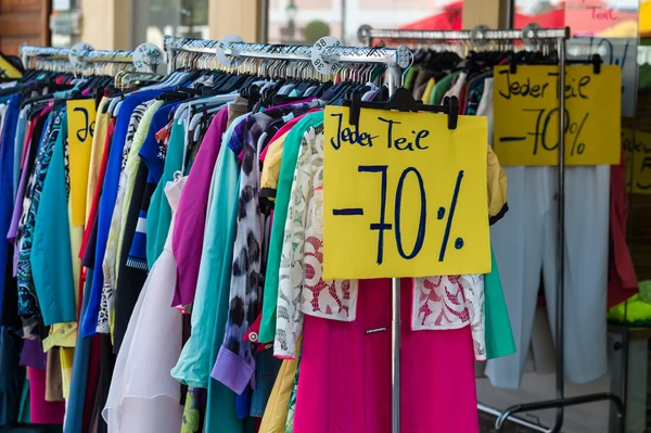 Ventas en la industria textil — Foto de Stock