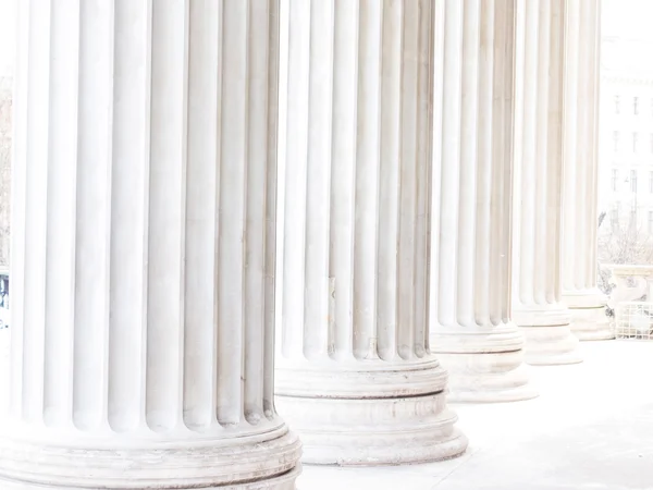 Columns at the parliament in vienna — Stock Photo, Image