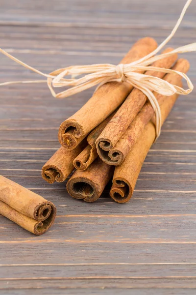 Cinnamon sticks — Stock Photo, Image