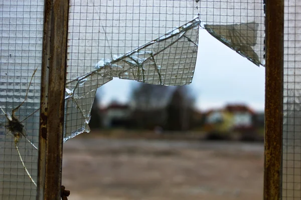 Damaged glass — Stock Photo, Image