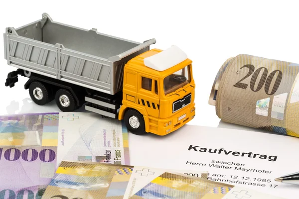 Kaufvertrag für neuen LKW — Stockfoto