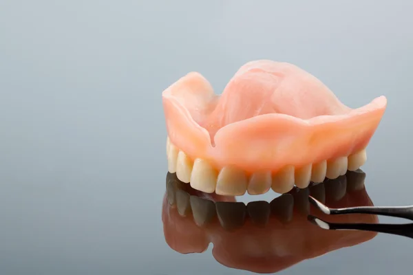 Diş ve yoklama — Stok fotoğraf